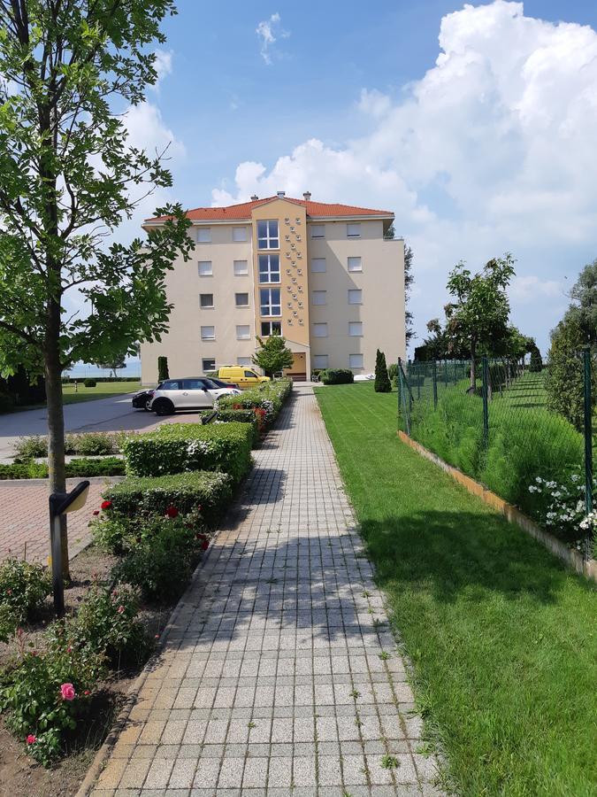 Lakeside Family Apartment 希欧福克 外观 照片